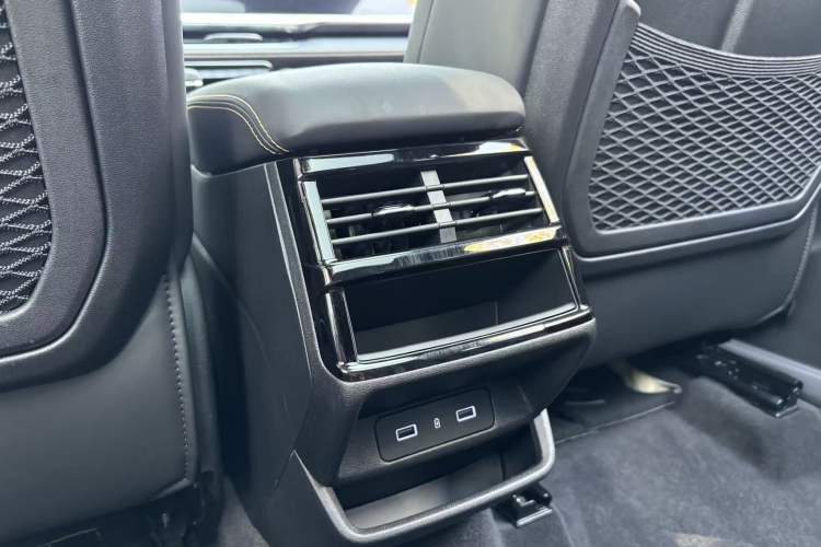 Used Geely Auto Monjaro L 2024 2.0TD DCT EVO Two-Wheel Drive Long-Range Version
