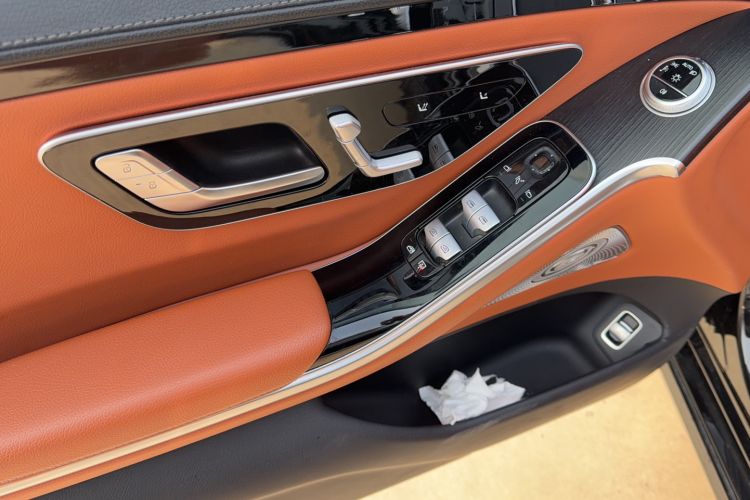 Used Mercedes-Benz S-Class 2022 Revised S 400 L Business Version Interior 9