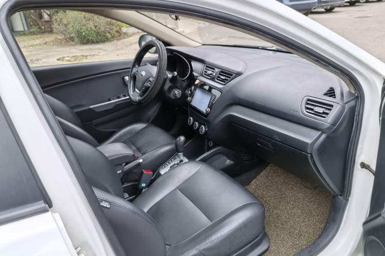 Used Kia K2 2015 Sedan 1.4L Automatic GLS