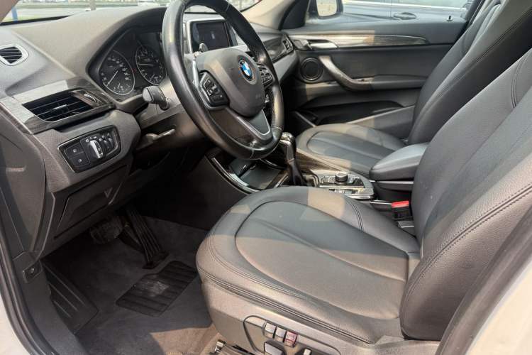 Used BMW X1 2018 sDrive18Li Fashion Model Interior 2