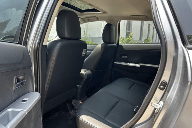 Used Mitsubishi ASX 2018 2.0L CVT Two-Wheel Drive Deluxe Edition
