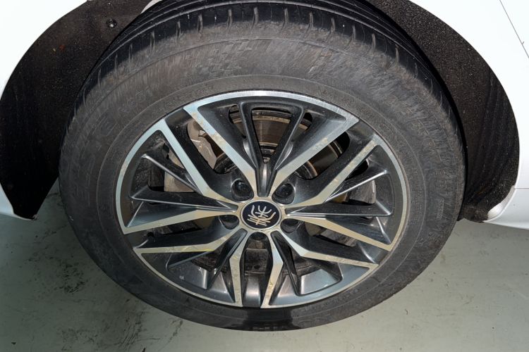 Used BYD Qin PLUS 2021 EV 400KM Luxury Model