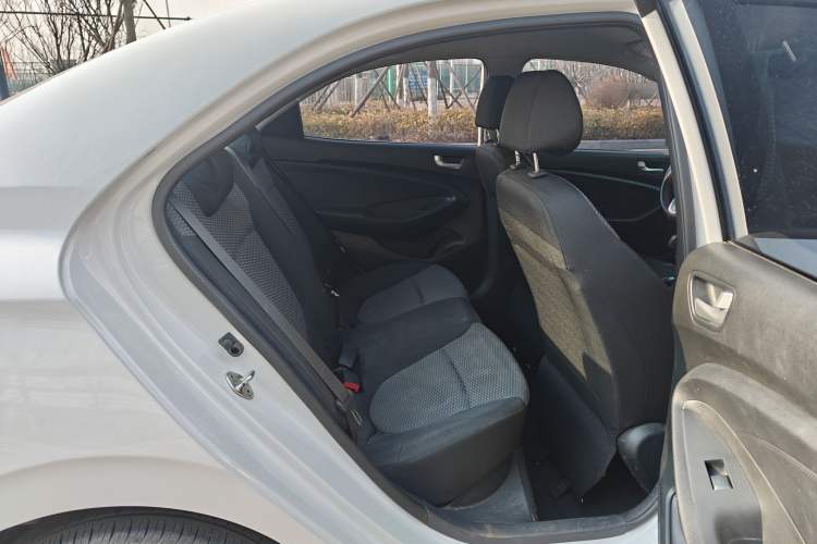 Used Hyundai Verna (older generation) 2020 1.4L Manual GL Refreshed Edition