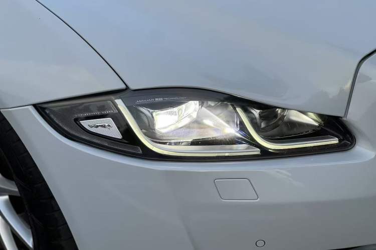 Used Jaguar XJ 2016 XJL 3.0 SC Two-Wheel-Drive Elegant Business Edition