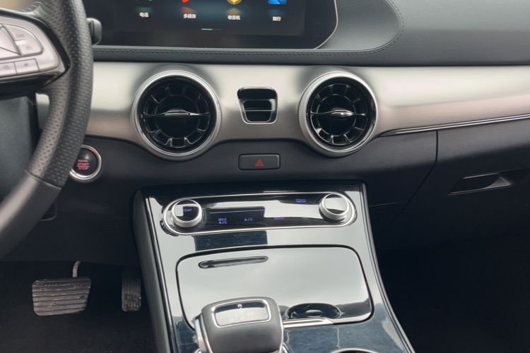 Used FORTHING T5 EVO 2021 1.5TD DCT Diamond Edition