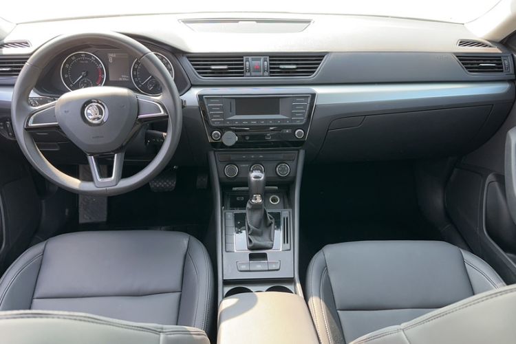 Used Skoda Superb 2016 TSI280 DSG Advanced Edition
