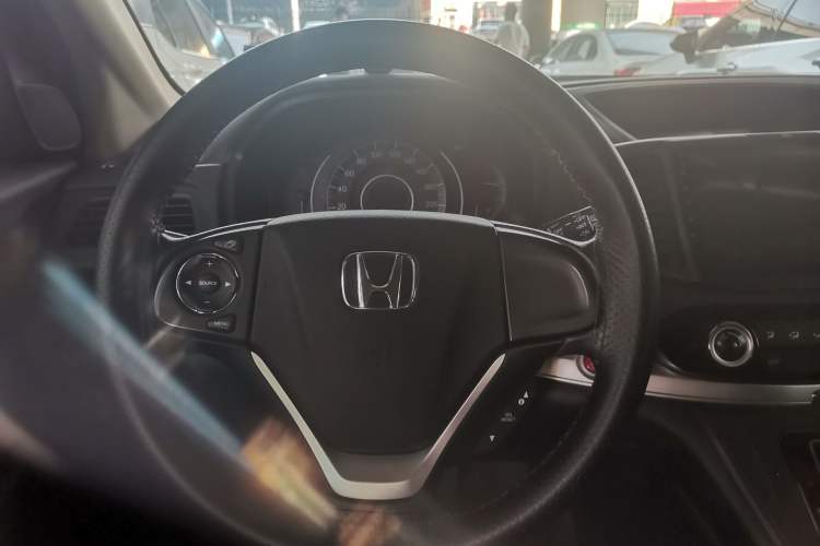 Used Honda CR-V 2015 2.0L two-wheel drive Fashion Edition Steering Wheel