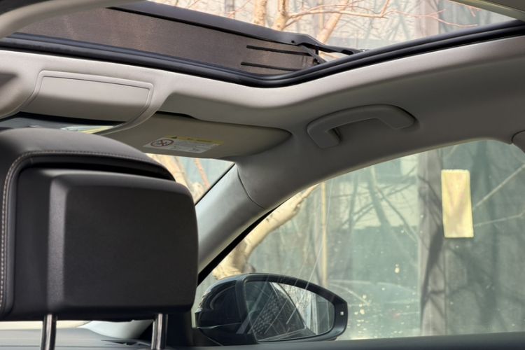 Used Volkswagen Passat New Energy 2020 430 PHEV Hybrid Luxury Edition China VI Standard Interior 2