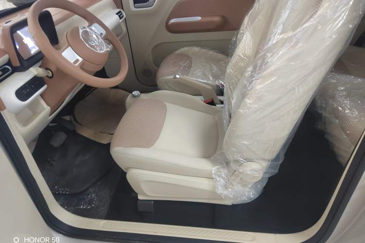 Used Wuling Hongguang MINIEV 2024 3rd Generation 215km Youth Edition