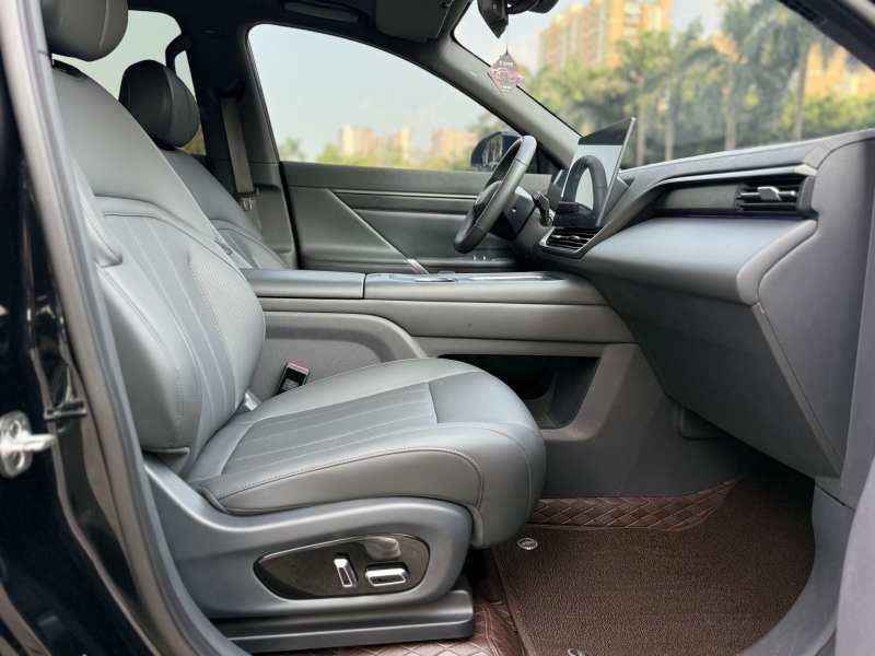 Used Dongfeng eπ eπ008 2026 Model Six-Seat Pure-Electric Family Delight Edition — 44