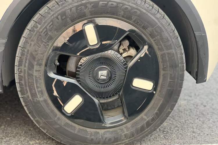 Used Baojun KiWi EV 2022 Artist Lite Edition Lithium Iron Phosphate
