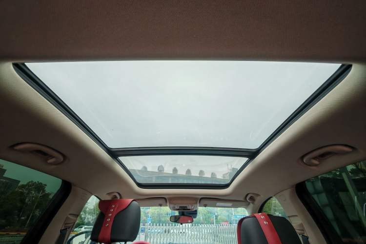 Used Buick Envision 2023 Encore S 652T Two-Wheel-Drive Luxury Model