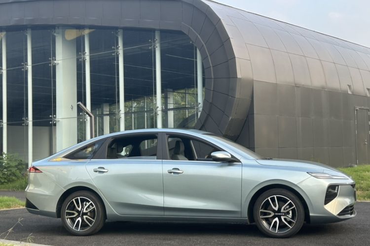 Used Roewe D6 2025 520km Smart Enjoyment Version