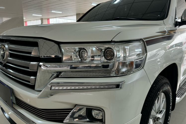 Used Toyota Land Cruiser 