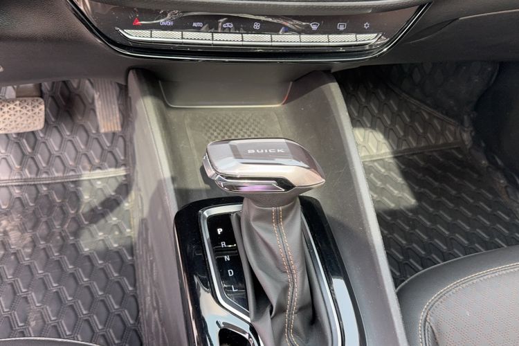 Used Buick Verano 2023 Pro Enjoyment Edition Audio And AC Panel