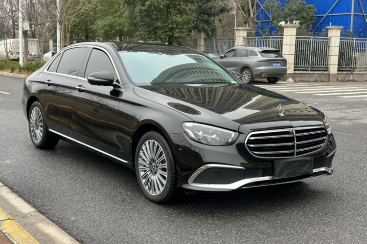 Used Mercedes-Benz E-Class 2022 Second Facelift E 300 L Fashion Edition