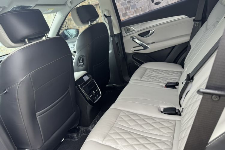 Used JETOUR X70 2023 Zhege 2.0T DCT Wolong 5-Seater