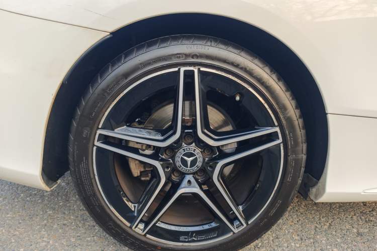 Used Mercedes-Benz C-Class 2020 C 260 Coupe Exterior 7