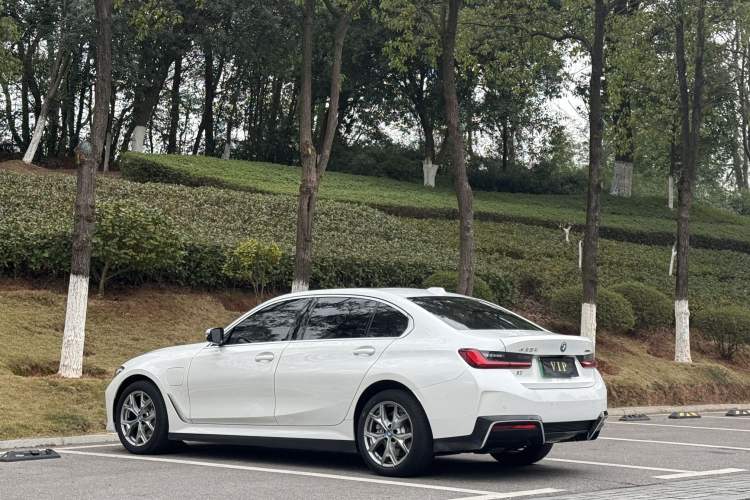 Used BMW i3 2022 eDrive 35 L Exterior 3