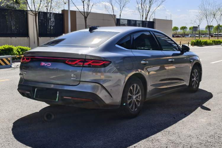 Used BYD Qin L 2025 DM-i Smart Drive 80KM Leading Model Exterior 5