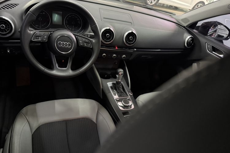 Used Audi A3 2017 Limousine 35 TFSI Fashion Model