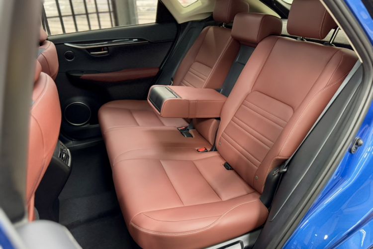 Used Lexus NX 2015 300h All-Wheel-Drive Fēngzhì Edition
