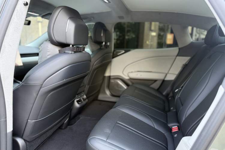 Used Zeekr 007 2025 Rear-Drive Intelligent Driving Version 75 kWh
