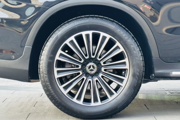 Used Mercedes-Benz GLC 2019 GLC 260 L 4MATIC Dynamic Model