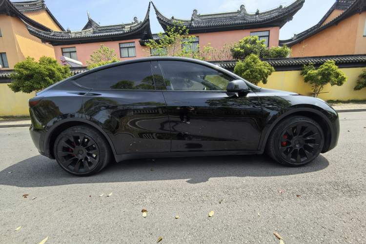 Used Tesla Model Y 2021 Standard Range Rear-Wheel Drive Version