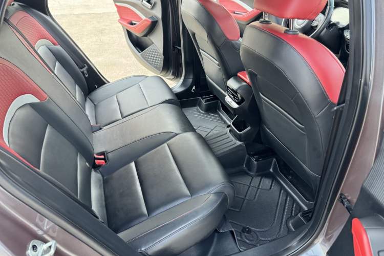 Used MG 5 2021 Revised 300TGI DCT Qingshè Luxurious Enjoyment Edition