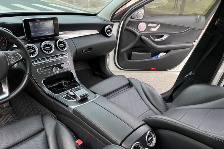 Used Mercedes-Benz C-Class 2017 Facelift C 200 L Sport Edition