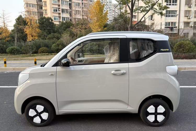 Used Wuling Hongguang MINIEV 2024 3rd Generation 215km Advanced Version