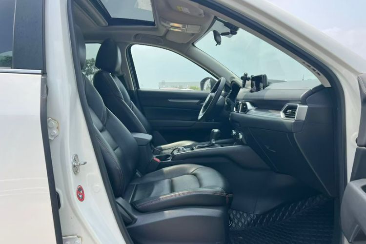 Used Mazda CX-5 2021 2.0L Automatic Two-Wheel Drive Smart Version
