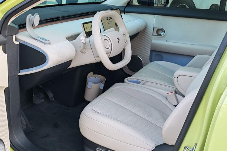 Used firefly firefly 2025 Illuminated Edition
