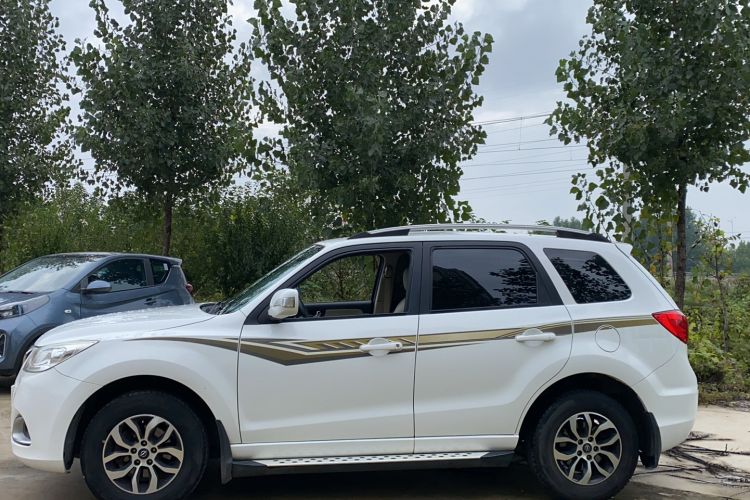 Used Haima S7 2015 Revised Version 2.0L Automatic Zongchi Trim