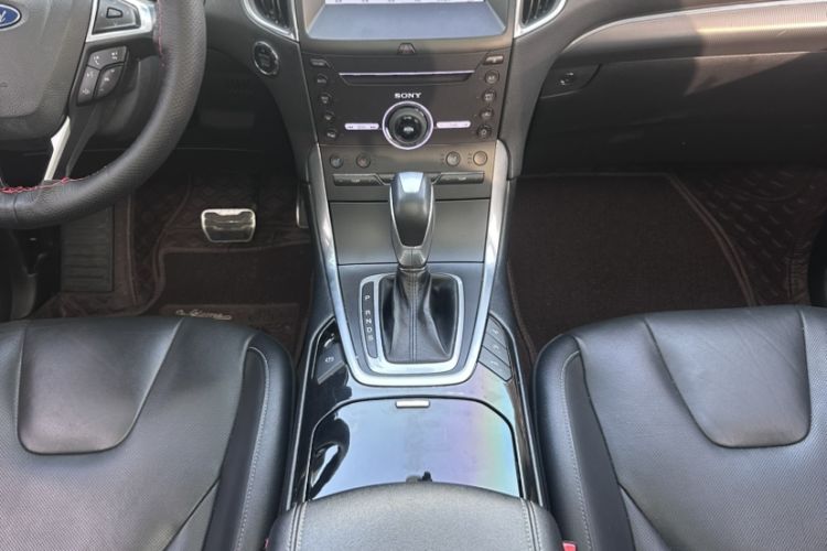 Used Ford Edge 2016 EcoBoost 245 Four-Wheel Drive Titanium 7-Seater
