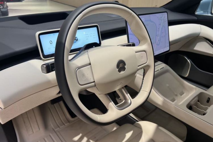 Used Nio ET5T 2025 75 kWh Touring
