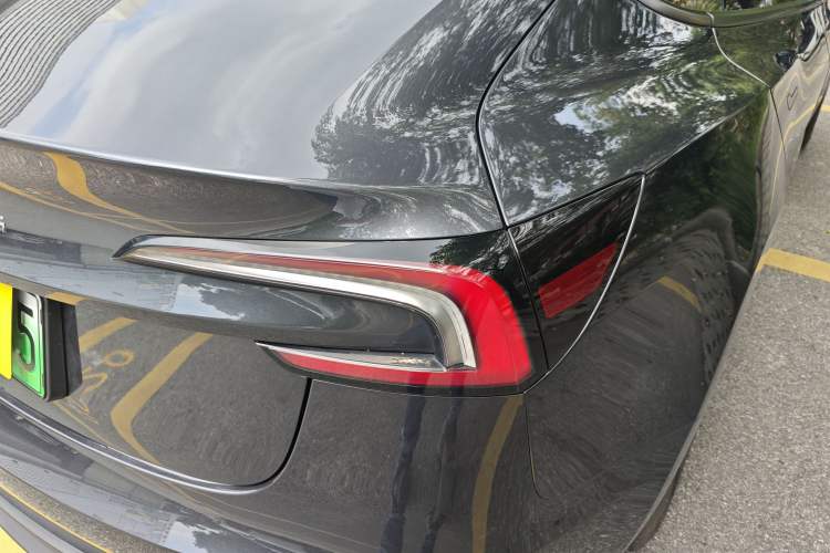 Used Tesla Model 3 2023 Rear-Wheel-Drive Version