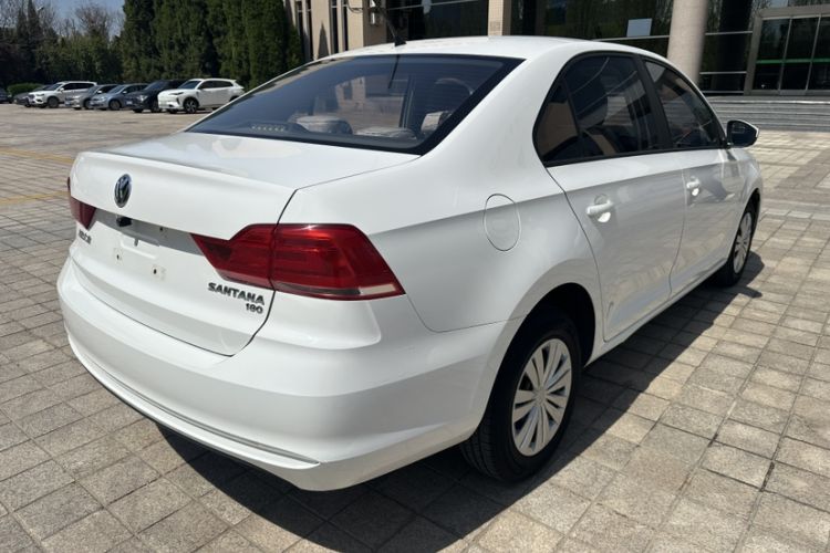 Used Volkswagen Santana 2016 1.6L Manual Fashion Edition Exterior 5