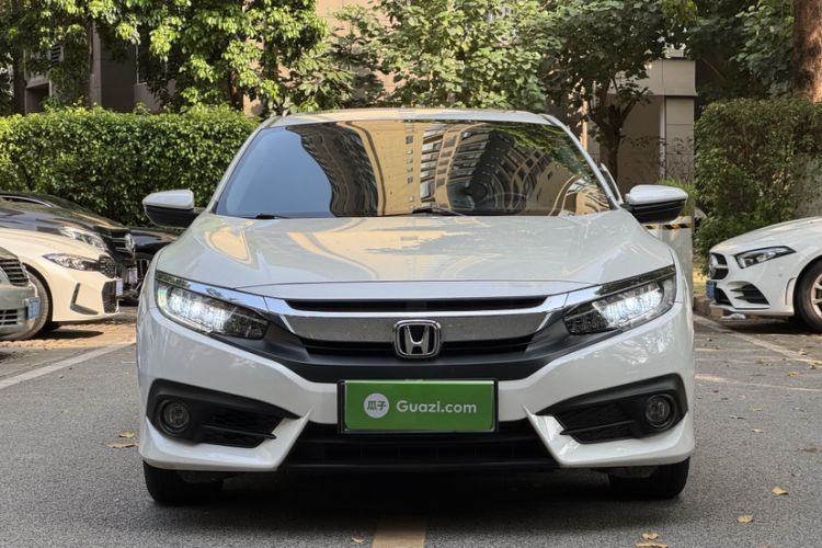 Used Honda Civic 2016 220TURBO CVT Prestige Edition
