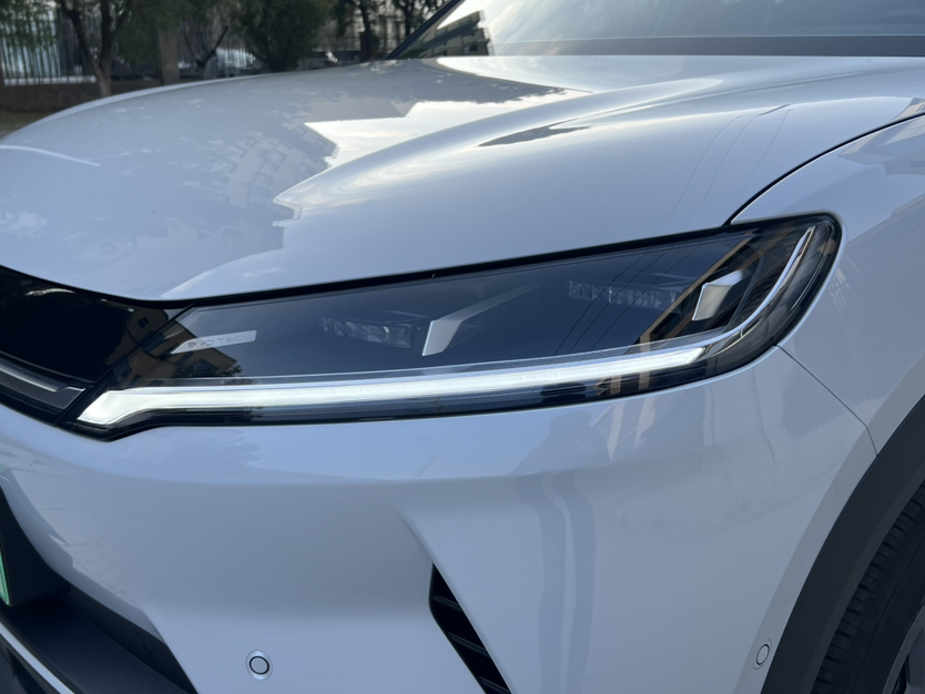 BYD Yuan UP 2025 Intelligent Driving Version 401 KM Dynamic Edition — снимка 8