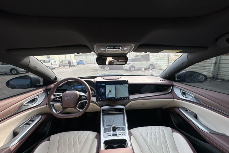 Used BYD Seal 2023 DM-i 1.5T 121km Flagship Model
