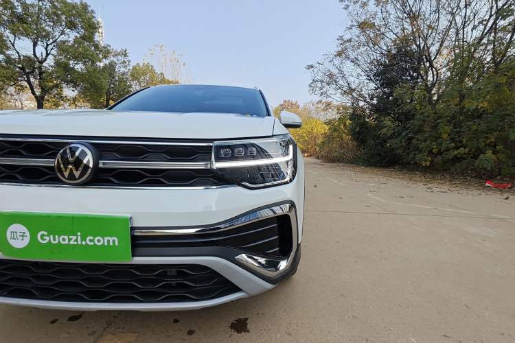 Used Volkswagen Tharu 2024 300TSI Two-Wheel-Drive Full Moon Edition
