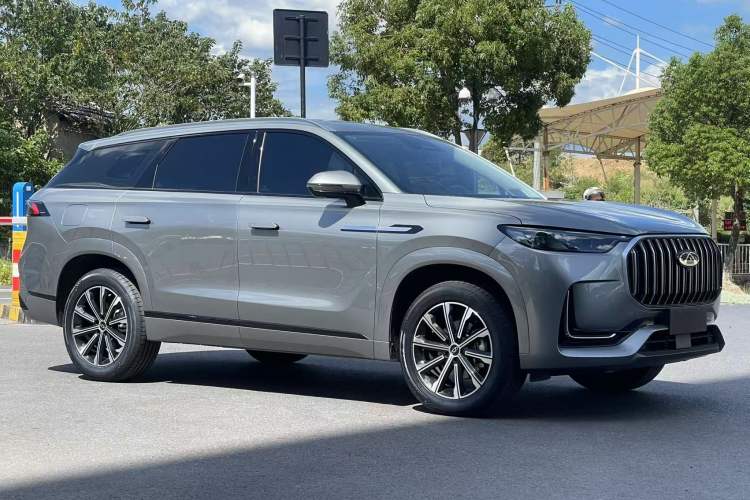 Used Chery Tiggo 9 2023 Updated Version 2.0T Dual-Clutch Two-Wheel Drive Leading Edition 5 Seats