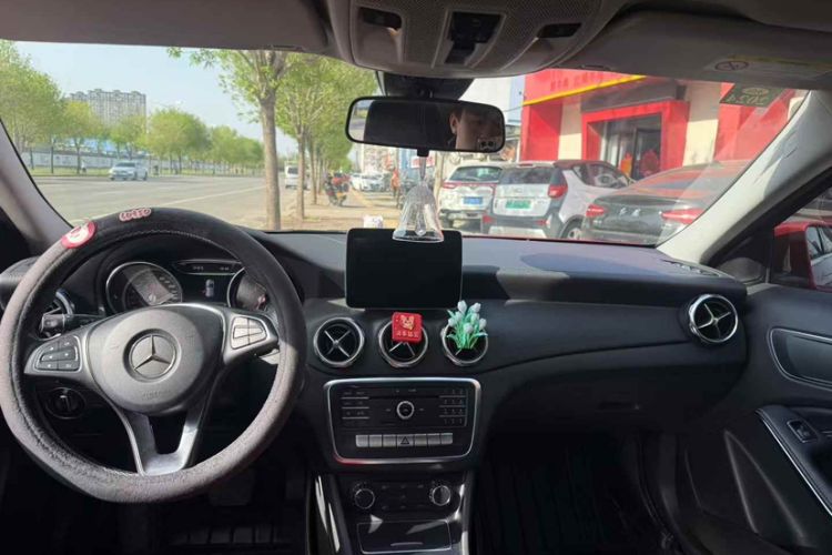 Used Mercedes-Benz GLA 2017 GLA 200 Fashion Model