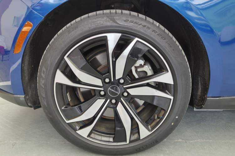 Used SERES SF5 2021 Four-Wheel Drive Freedom Expedition Edition