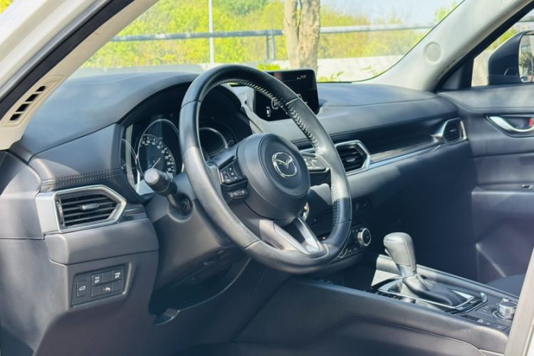 Used Mazda CX-5 2017 2.0L Automatic 2WD Smart Enjoyment Version China V Standard
