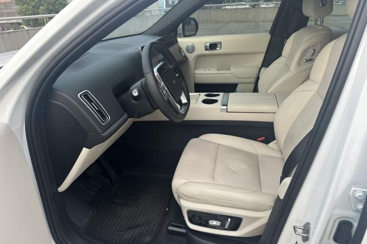 Used Li Auto L7 2023 Max model
