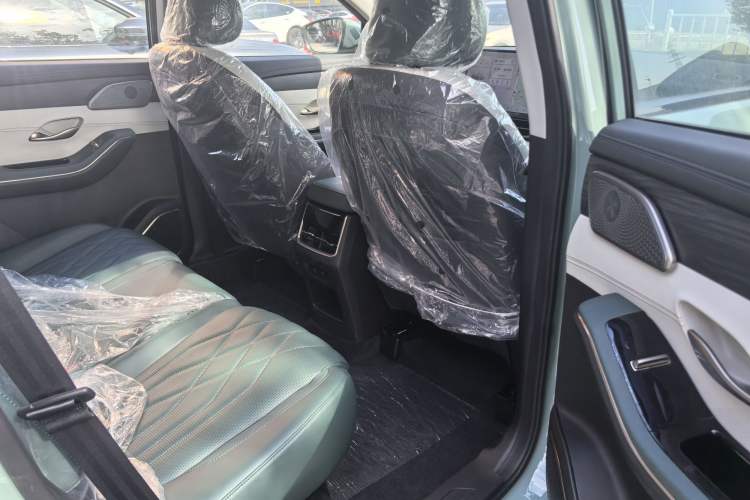 Used JETOUR Shanhai Shanhai L9 2024 1.5TD 2DHT Pro 7-Seater