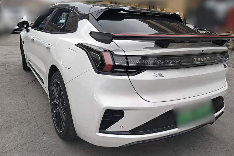 Used Zeekr 001 2026 95° All-Wheel-Drive Max Edition
